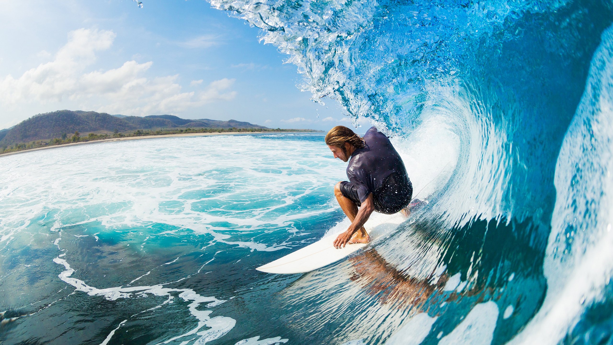 新能源和绿色材料结合，打造未来一流绿色足球场馆，绿色新能源的优缺点