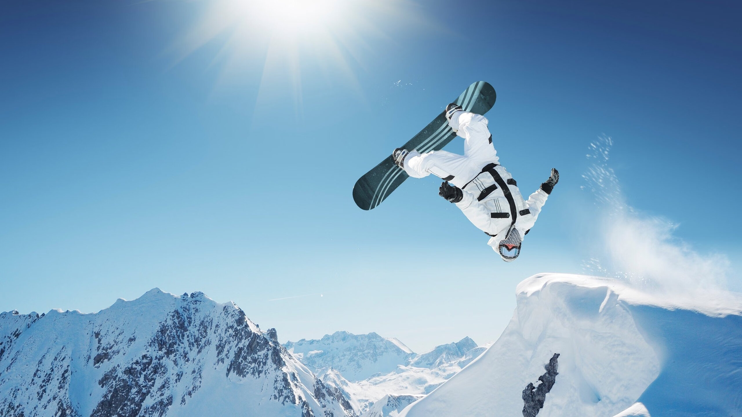 独行侠锋线新星展现强大空中统治力，独行侠68分狂虐黄蜂